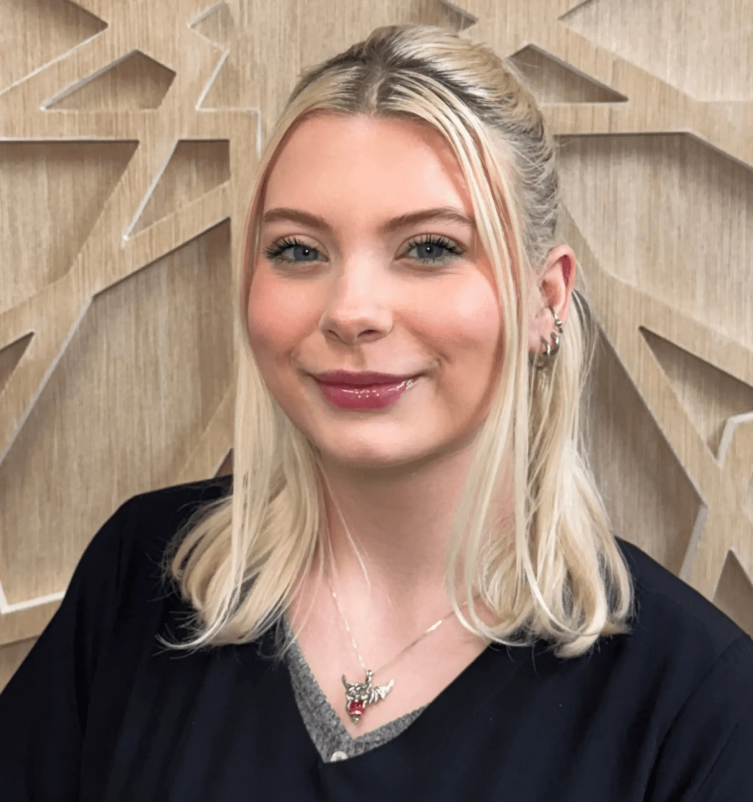 Sarah, licensed aesthetician at CGT Aesthetics serving Evergreen Park and Westmont, Illinois